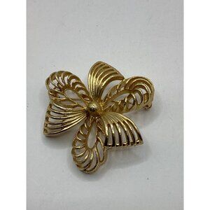 Vintage Gold Tone Open Bow Design Brooch/Pin